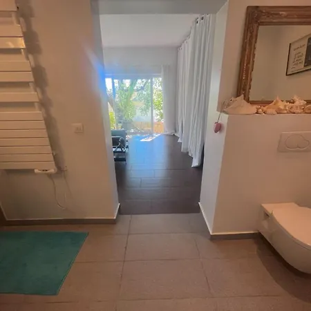Petite Maison A Διαμέρισμα
